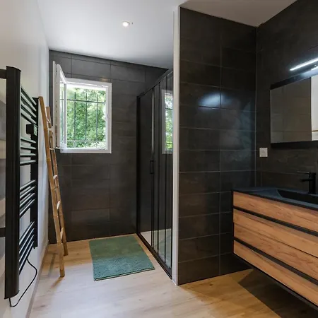 Сasa de vacaciones Graveyron - Maison Avec Piscine Privée