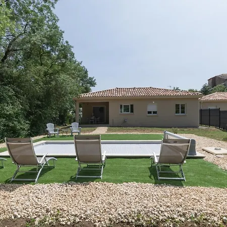 Graveyron - Maison Avec Piscine Privee * Berrias-et-Casteljau